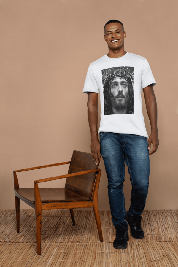Camiseta 100% Poliester Jesus - Image 2